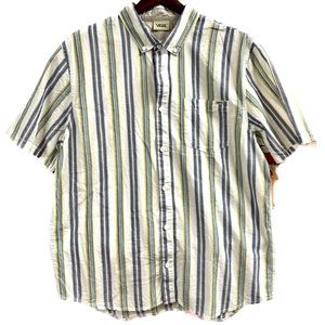 CLEARANCE: Vans off the wall classic Button down Shirt (L)
